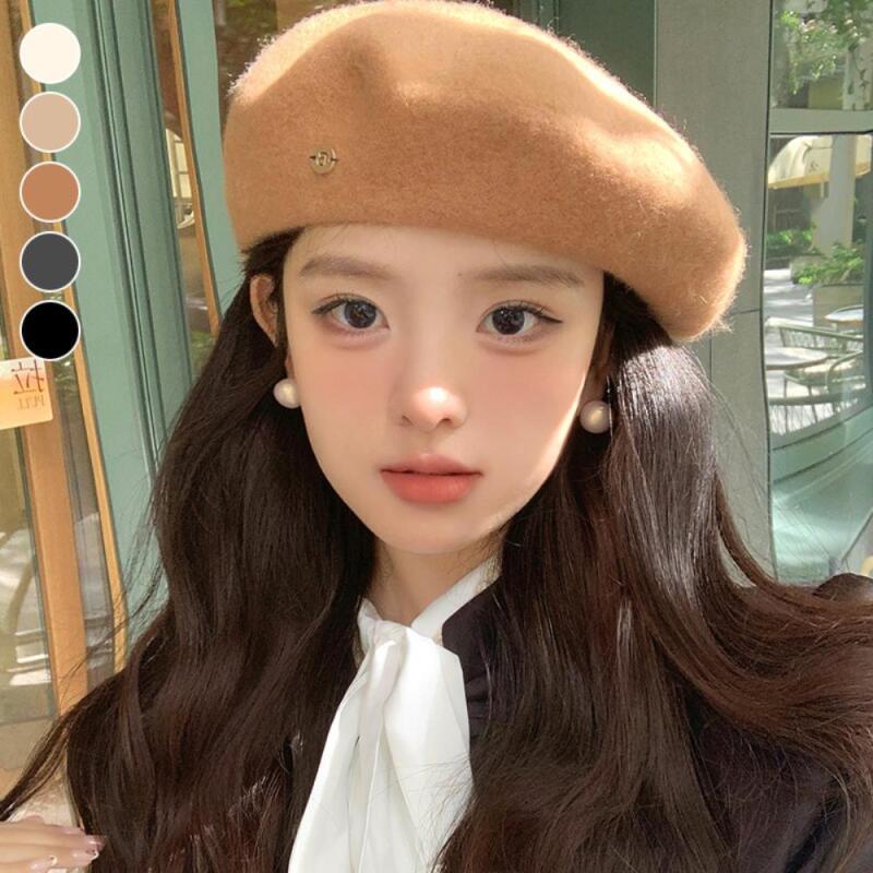 

Женская декоративная шляпа с инициалом C8691_Beige