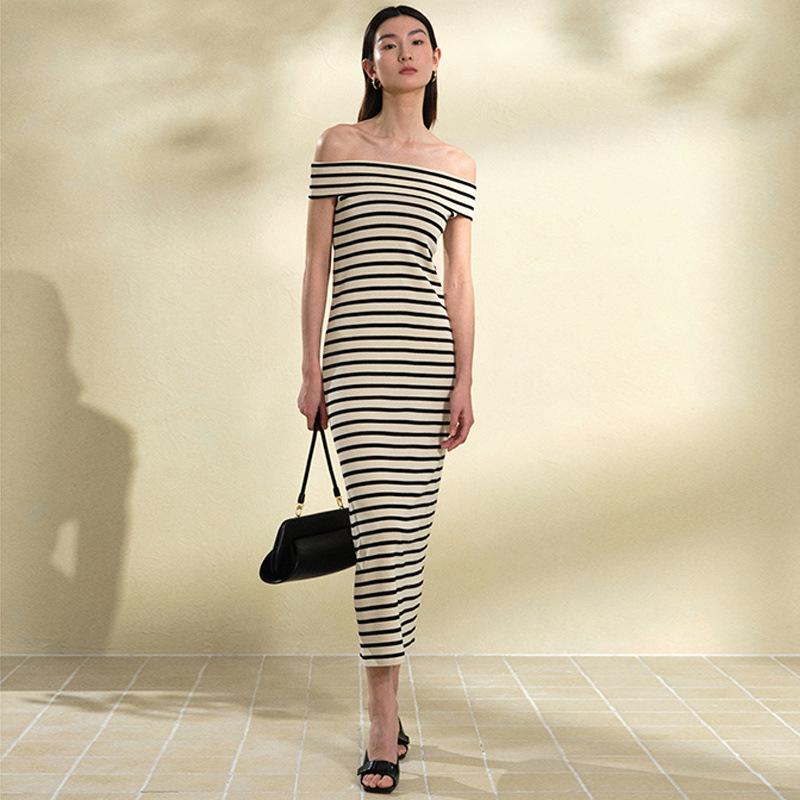 Korean Chic One-Shoulder Striped Knit Dress - Slimming, Flattering, Mature Style Women's Clothing