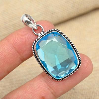 Splendidi gioielli pendenti fatti a mano in argento sterling 925 con pietra preziosa topazio blu