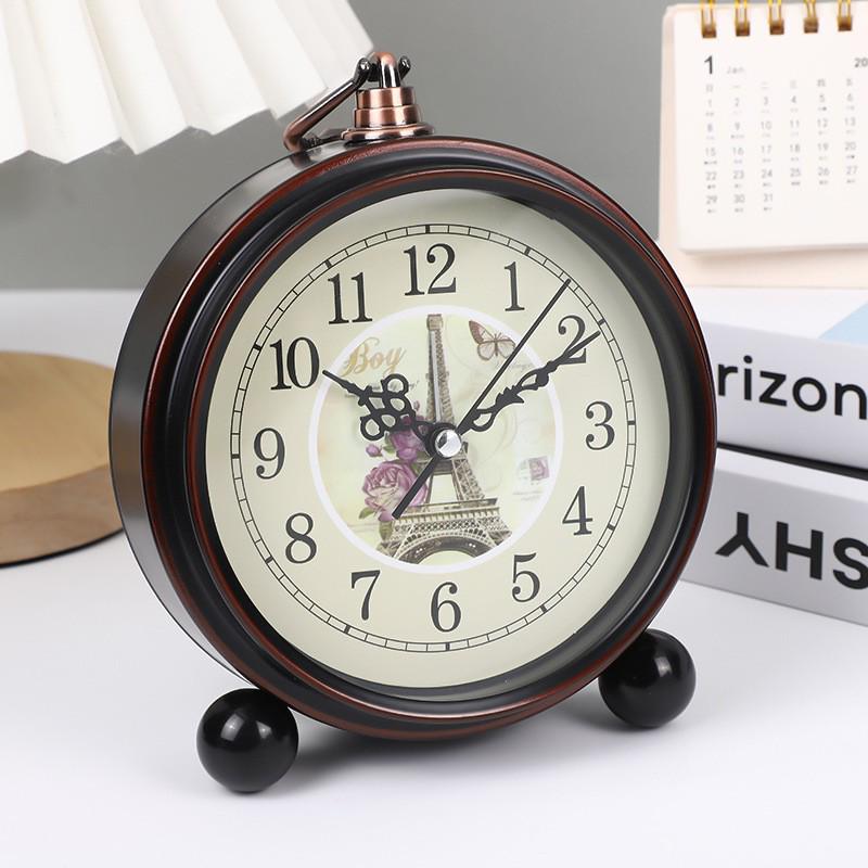 5.5-inch Retro Silent Metal Alarm Clock for Students and Children, Desktop/Desktop Clock