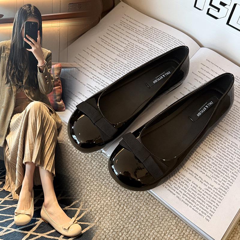 Women's Plus Size Mary Jane Flats: Round Toe, Wide Fit, Sizes 41-43, Sweet Granny Style