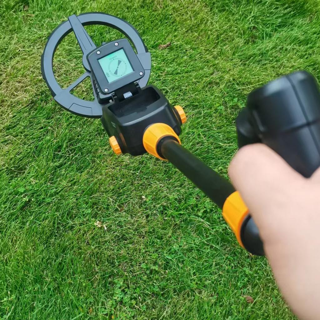 Adjustable Sensitivity Kids Metal Detector Waterproof Search Coil LED Display Audio Alert Treasure Hunting Tool for Kid