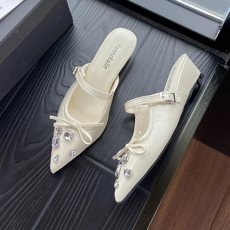 Spring and Autumn New Rhinestone Mary Jane Sandals Women's Square Head Low Heel Temperament Fashion Light Mouth Women's Shoes