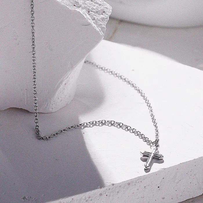 Collier avec pendentif chaîne Ligne Croisée (C2503-AN885_SV)