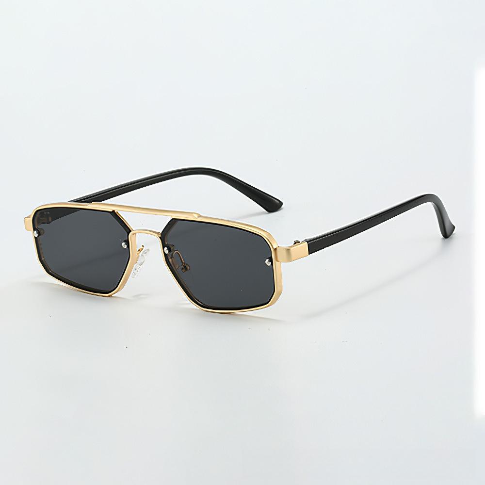 

Women Trendy Luxury Steampunk Sunglasses Fashion Metal Double-Bridge High-End Large-Frame Shades Eyewear Classic Driving Shades