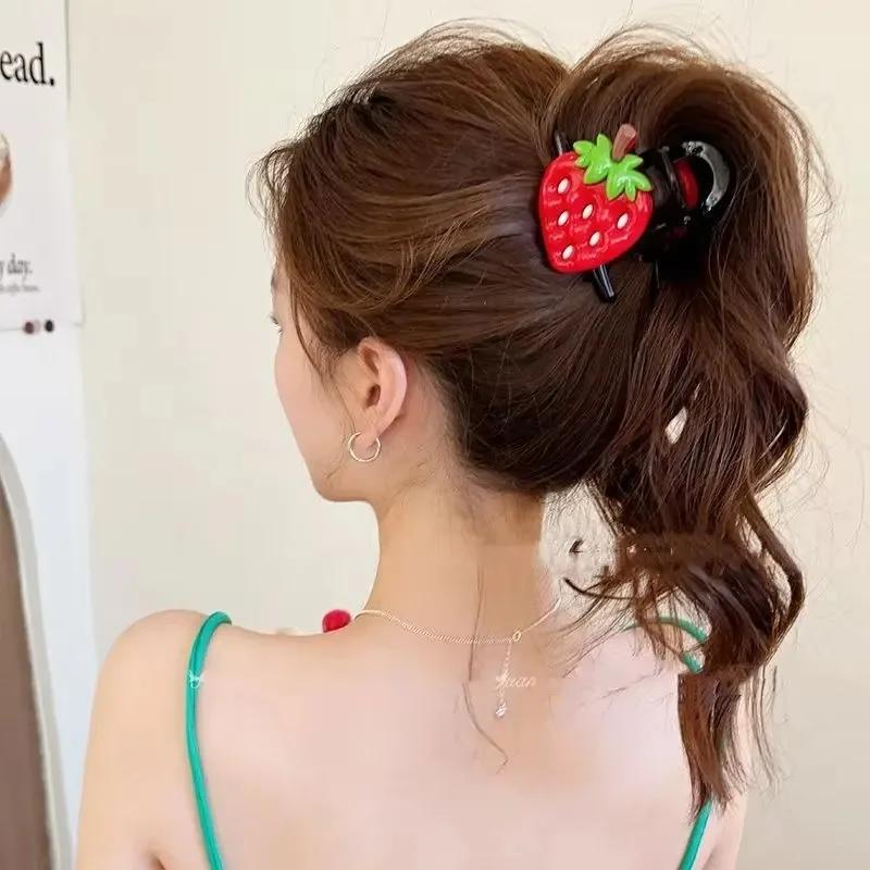 Neue mittlere Früchte Haarklammern Clip für Frauen Mädchen PC Zitrone Erdbeere Kreuz Fang Krabbenklemme Kopfschmuck Zubehör Sommer Herbst