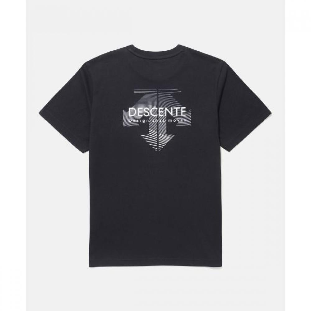 

Футболка с коротким рукавом DescenTe Spirit Back Graphic, черная BLK0BLACK/85