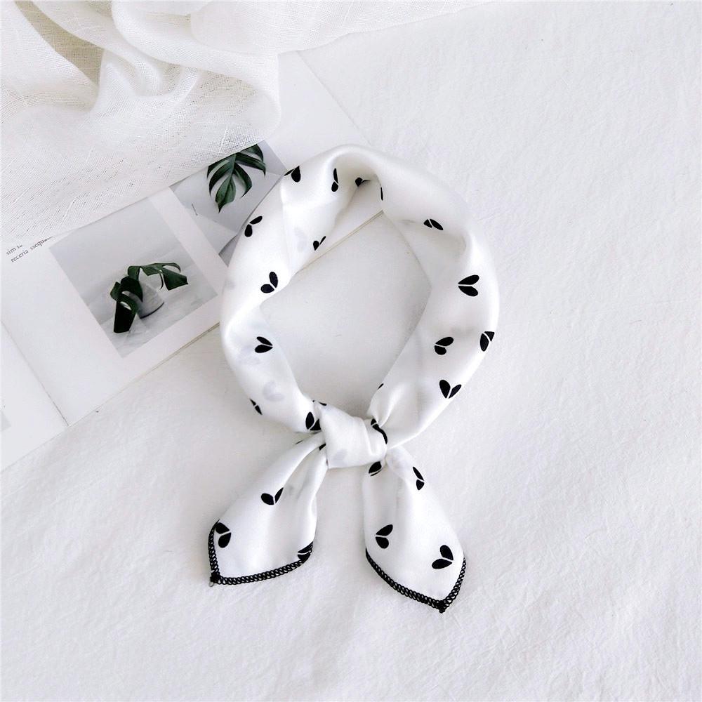 50 Seiden-Carrés: Vielseitige Frühlings-/Sommer-Halstücher für Damen - Koreanischer Stil