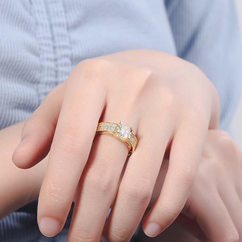 2026 Accessories Women's Wedding Ring Light Luxury Gypsy Star Micro-inlaid Zircon Ring Premium Sense Plated 18K Four-claw Ring