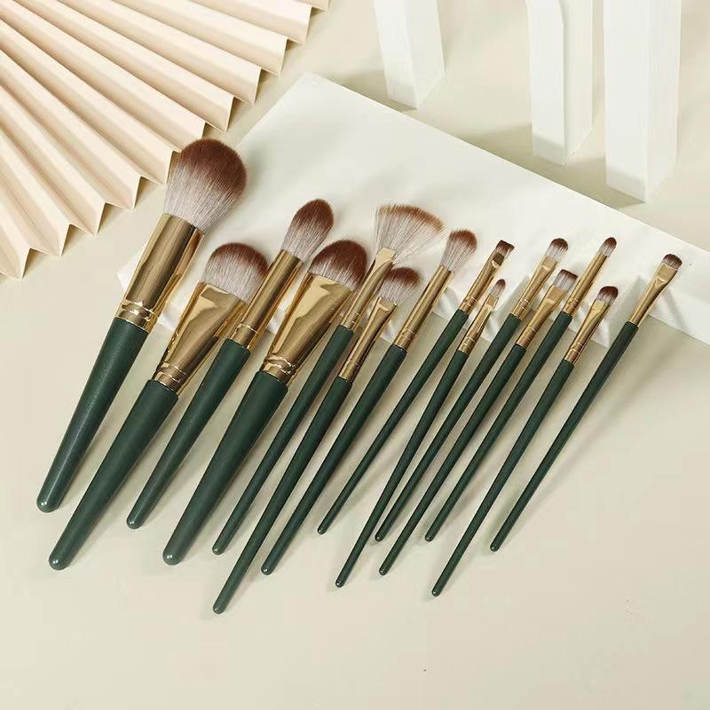 

14 Pieces of Green Cloud Makeup Brush Set Eye Shadow Loose Powder Eyebrow Brush Foundation Make-up Powder Blusher Highlight Concealer Brush