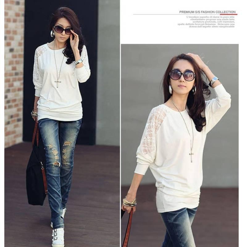 Stylish Black And White Lace Batwing Sleeve T-shirt For Plus Size Women In Trendy Commute Style