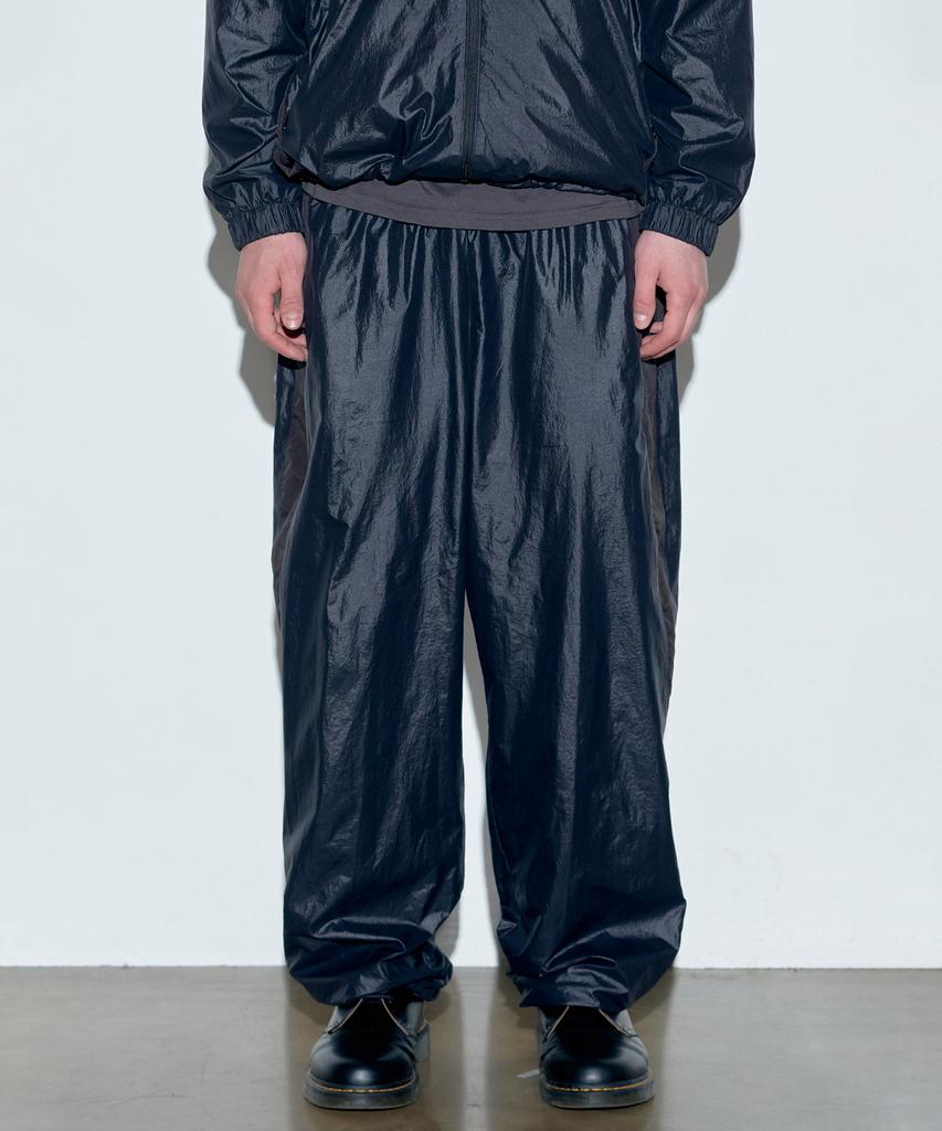 SCULPTOR Paneled Wind Pants Black
