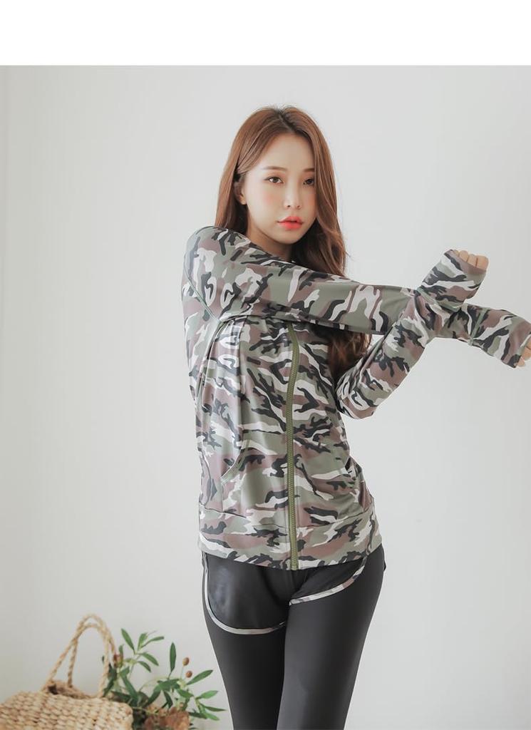 Yoga Wear Set Green [KOUKOUCOCO] (Standard, Camouflage, LL)