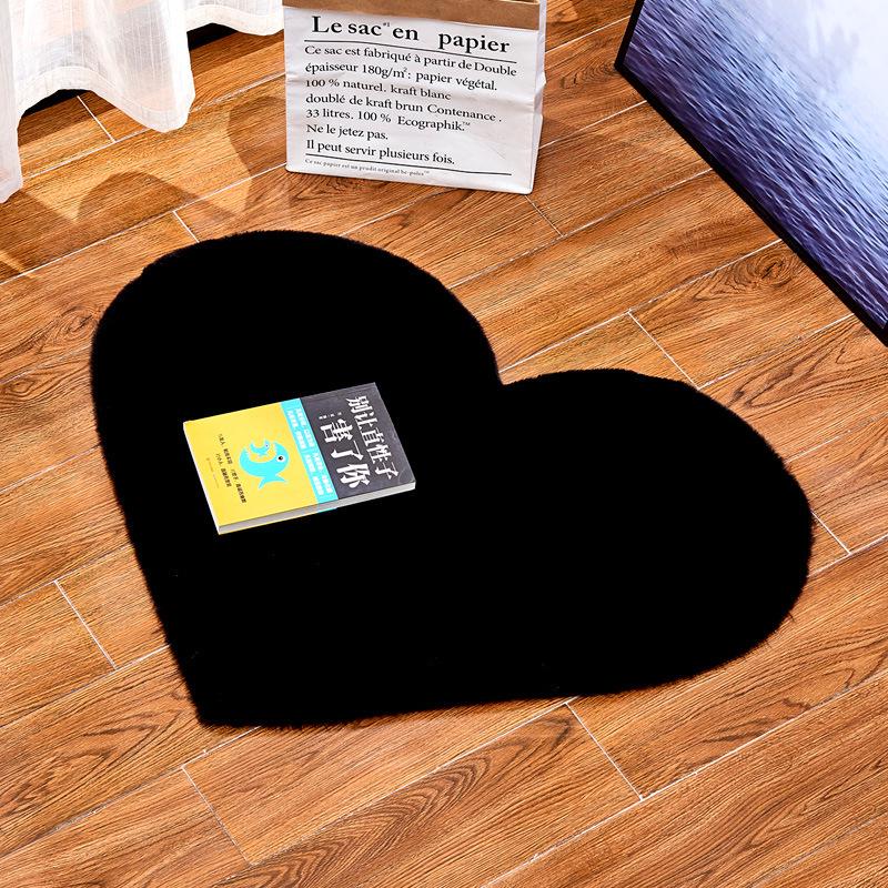 European Style Faux Rabbit Fur Carpet - Modern, Simple Short Pile Velvet Floor Mat for Home Entrance.