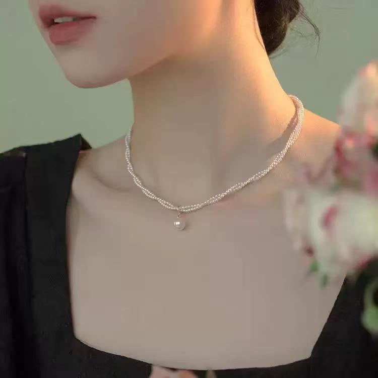 Glänzende Diamant-Schmetterling-Perlenkette: Damen Retro Würziges Mädchen Luxus Schlüsselbein Kette