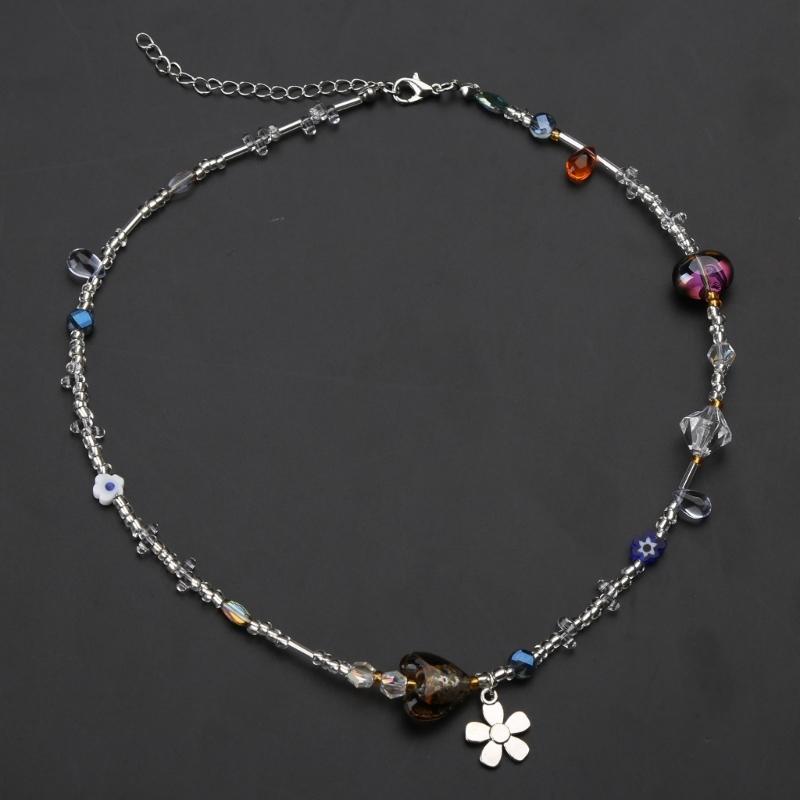 

Acrylic Flower Pendant Necklace Crystal Class Gravel Beaded Necklace For Women Cool Choker Jewelry Exquisite Choker