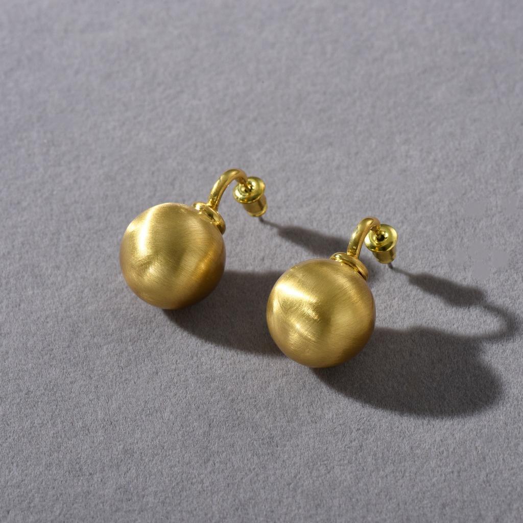 Original Design Metal Brushed Matte Ball Earrings S925 Silver Needle Commuting Essential Simple Versatile Stud Earrings