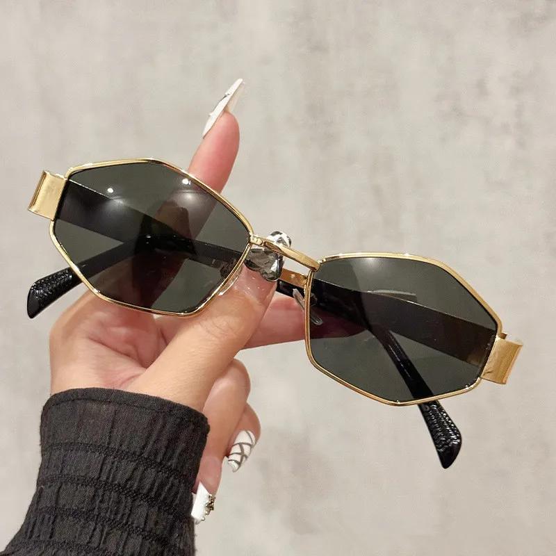 Fashion Polygonal Women Sunglasses  Vintage Brand Rhombus Ladies Sun glasses Shades Unique Metal Frame Punk Eyewear Men