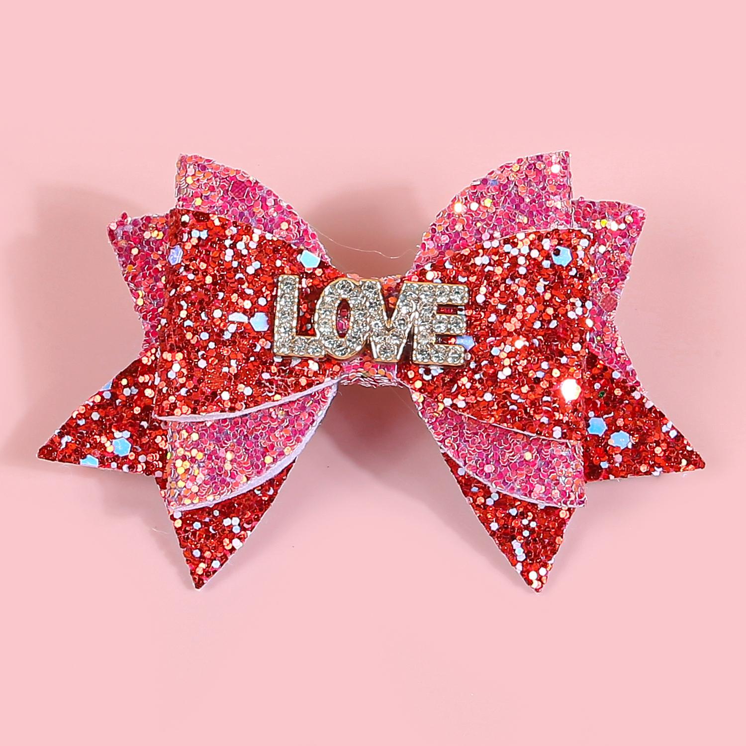 

1/4pcs Valentine s Day Hair Clips for Girls Love Glitter Hair Bows Barrettes Clips for Girls Kids Party Hair Accessories