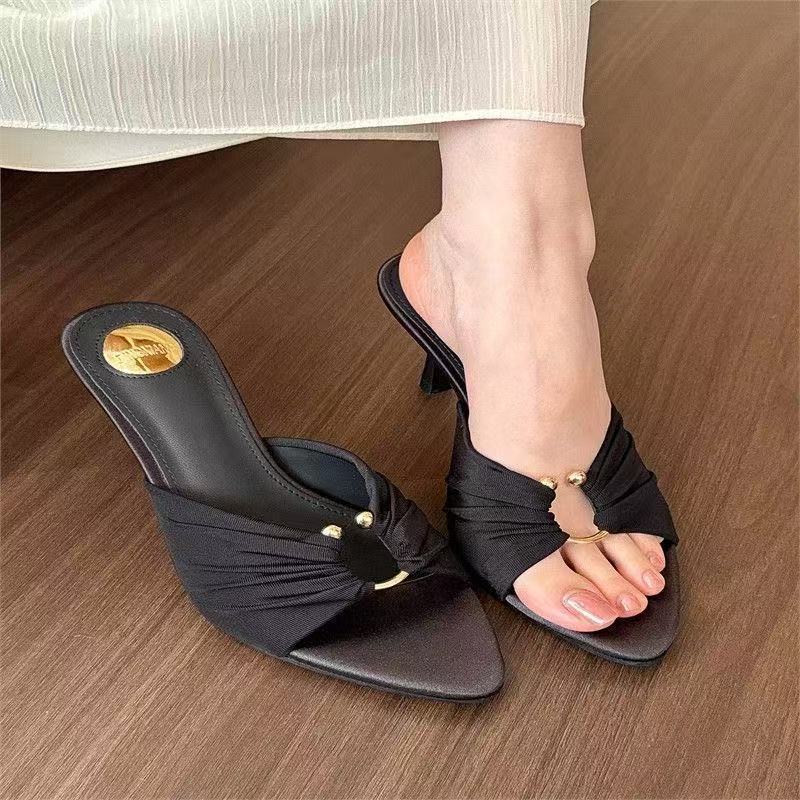 Spring and Autumn Fashion Commuter Cool Slippers Wind Pointed Casual Skinny High Heel Small Heel  Thin Heel
