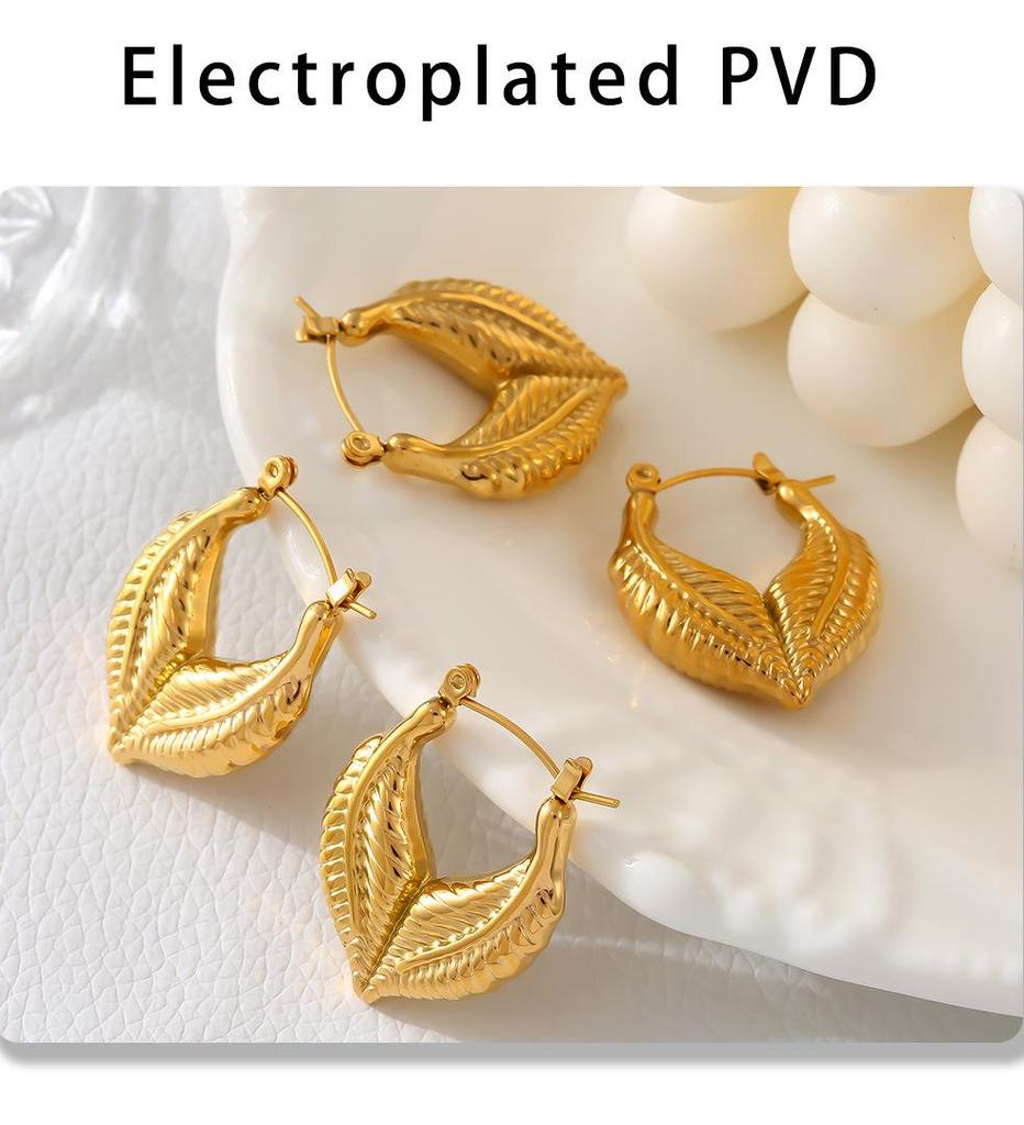 18k Gold PVD Titanium Leaf Patchwork Heart Stud Earrings
