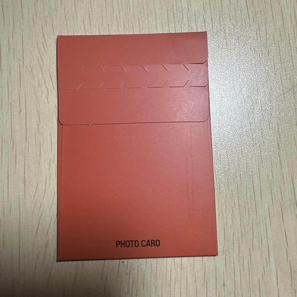 [USED] GDRAGON Iconic Content Korea Limited 2 Trading Cards