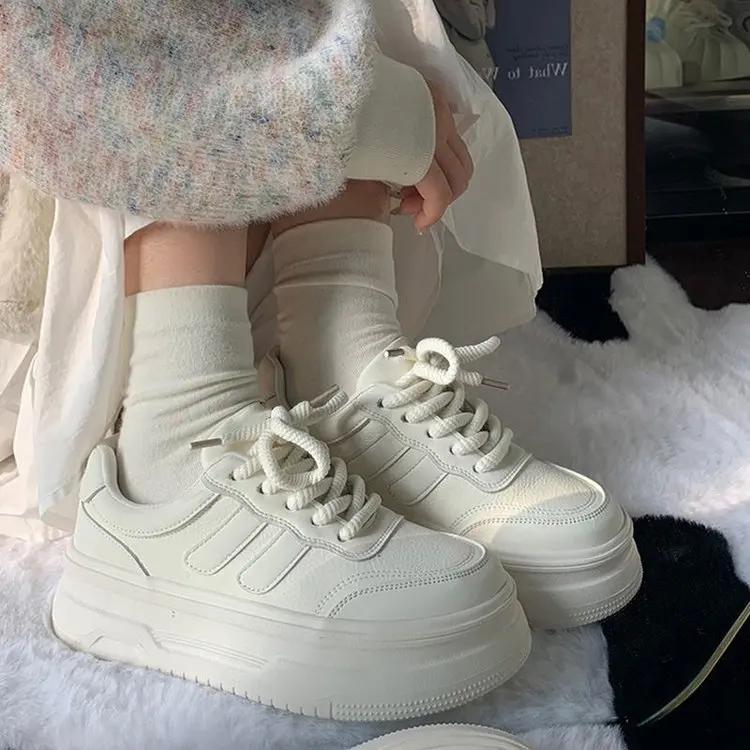 

Модные женские белые туфли модные удобные плоские брендовые универсальные повседневные кроссовки 35 бежевый