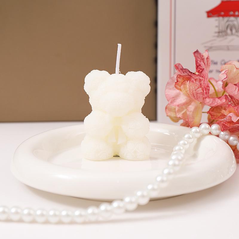 Handmade Rose Bear Scented Candle: Creative Valentine's Day or Girl's Birthday Gift, Perfect for Bedroom Decoration.