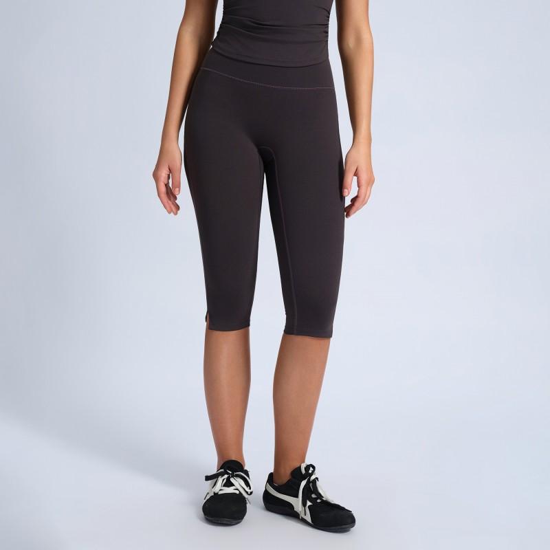 High-Waisted Yoga Shorts Women With Butt-Lifting Fit Knee-Length Split Leggings Breathable Nylon Workout Pants