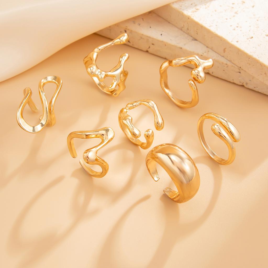 Salircon 7Pcs/Set Trendy Unique Irregular Smooth Ring Women Punk Geometric Gold Color Lava Open Ring Couple Wed Accessories Gift