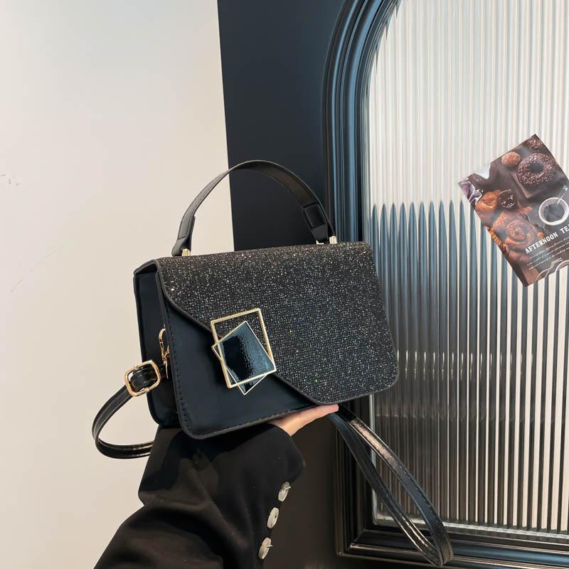 Fashion shoulder messenger bag, beautiful texture, textured bag 2025 new trendy women's bag, handbag, small square bag