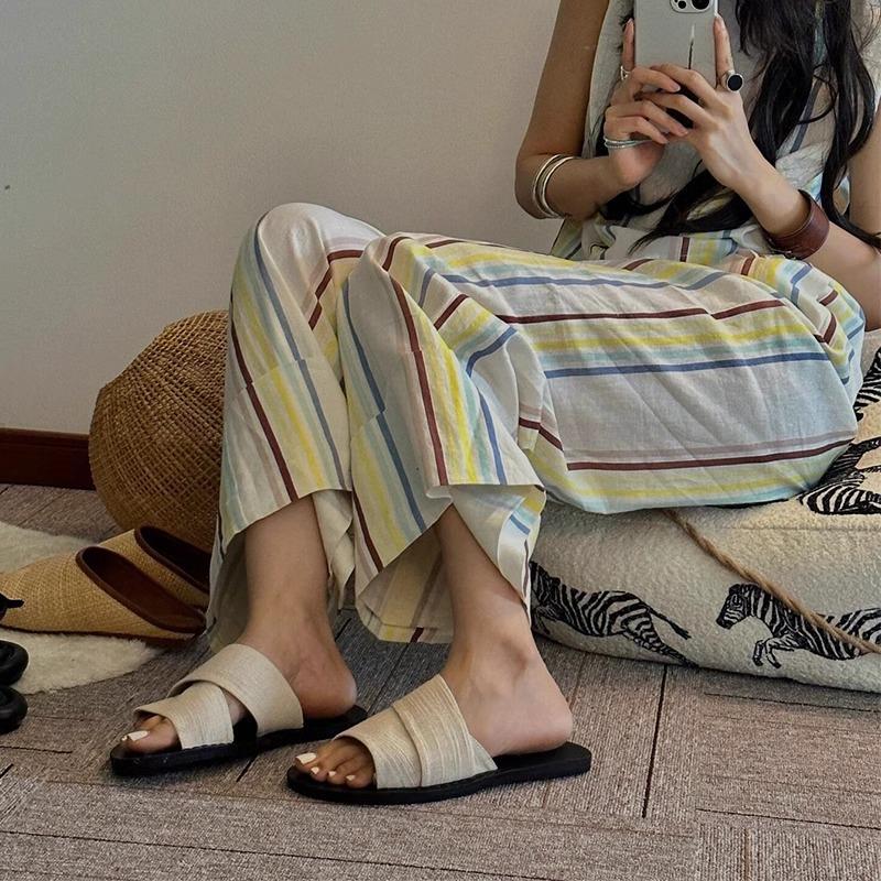 2025 new niche canvas open-toed lazy slippers wear one word broadband simple casual flat cool slippers women