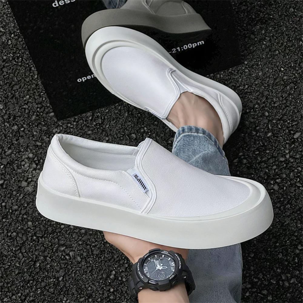 Mens white canvas loafers high-quality thick soles fashionable casual sports shoes versatile board shoes lazy shoes