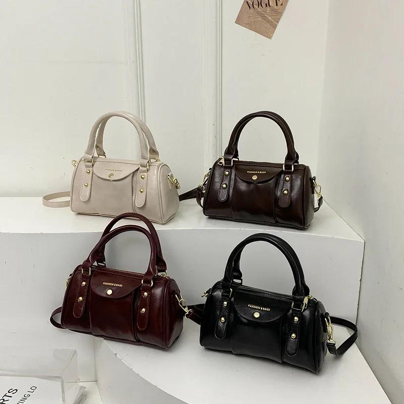 Compact Vintage Bag For Women Autumn/Winter Pillow Portable High Quality Western Style Maillard Commuter Crossbody Bag