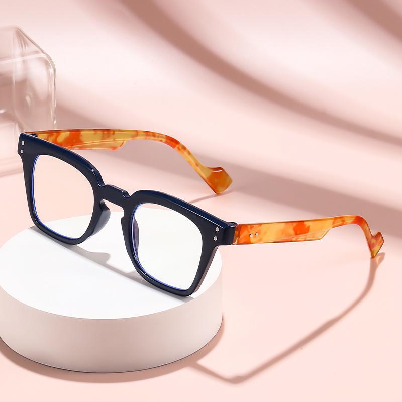Hong Kong Style Retro Small Square Anti-Blue Light Reading Glasses - Versatile and Fashionable Presbyopia Eyewear.