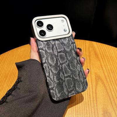 Luxury Snake Skin Texture Magnetic Metal Phone Case for Apple iPhone 17 Promax