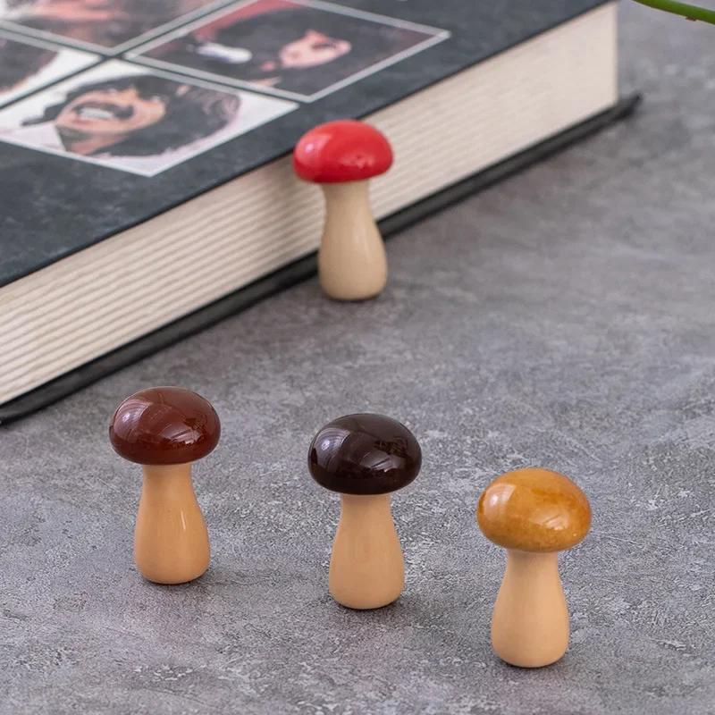 Ceramic Chopstick Holder Japanese Style Mushroom Chili Vegetable Chop Stick Racks Kitchen Decorative Spoon Fork Rest Tableware
