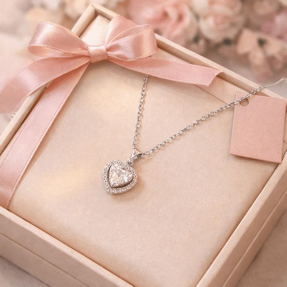 Crystal Inlaid Crystal Necklace Elegant Charm heart necklace  Valentine's Day Gift