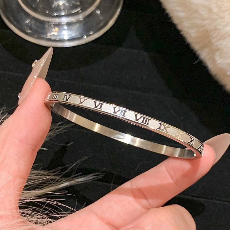 High-End Roman Jingle Titanium Steel Bracelet for Girls - Diamond-Studded, Non-Fading