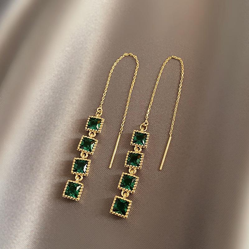 

Emerald Square Korean Tassel Earrings for Women - S925 Silver