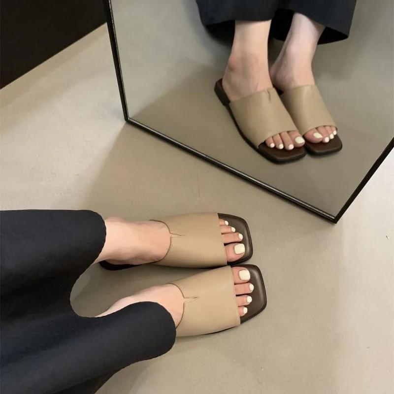 Women's Summer Slippers New Luxury Elegant PU Leather House Shoes for Home Women Comfortable Barefoot Outdoor Sandals