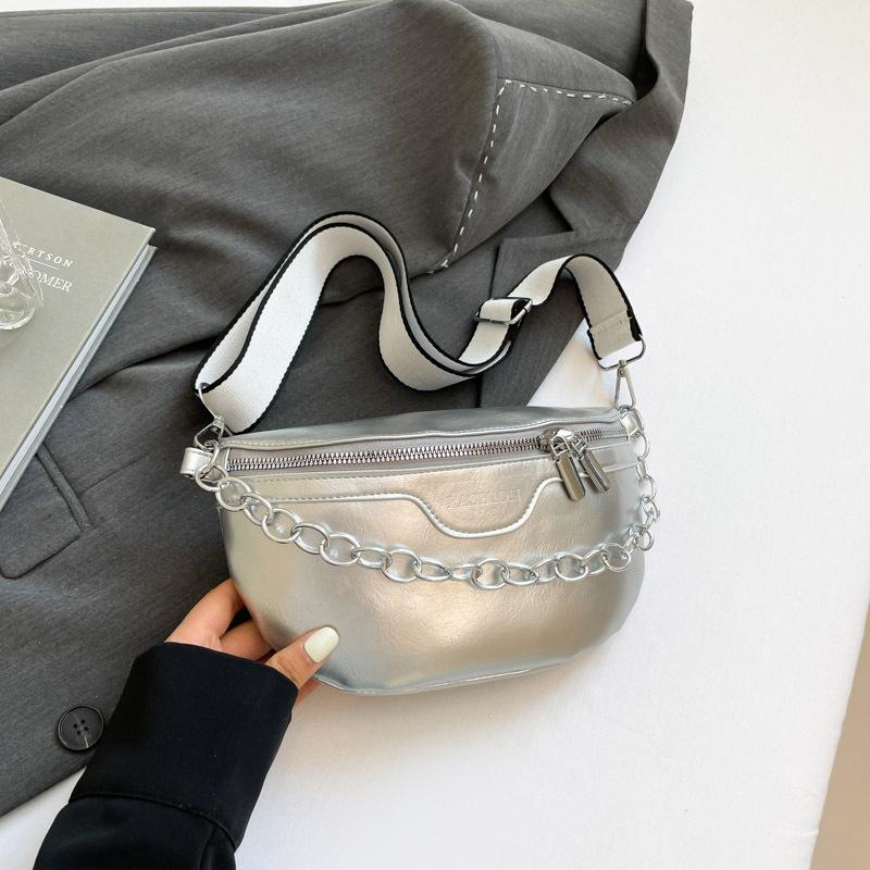Versatile breast bag popular new fashion high-end chain trend casual shoulder messenger bag fanny pack