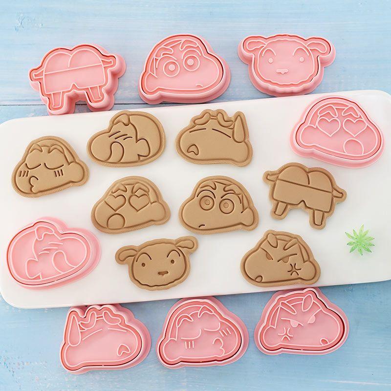 Crayon Shin-Chan Cartoon Cookie Mould 8Pcs 3D Press Embossing Baking Mold Diy Handmade Pastry Fondant Chocolate Tool