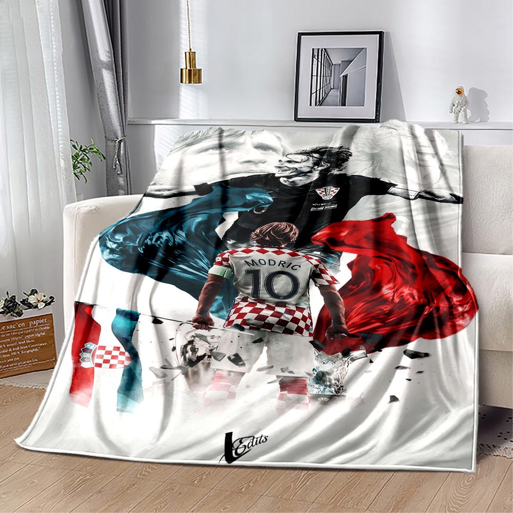Cr7: Football Legend Blanket Soft & Cozy Suitable for Couch Chair Seaside for All Occasions Warmthful Decor Perfect Gift for Relatives and Friends