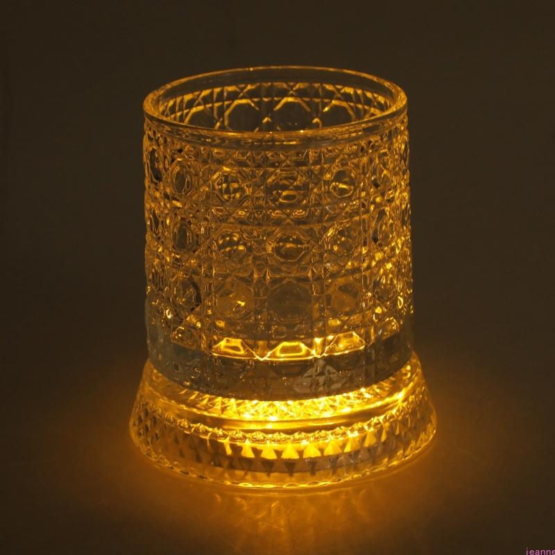 

Clear Whiskeys Glass with Rotating Base and Lighted Coasters for Stress Relief Crystal Cocktail Cup Elegant Glasswares 401-500ml