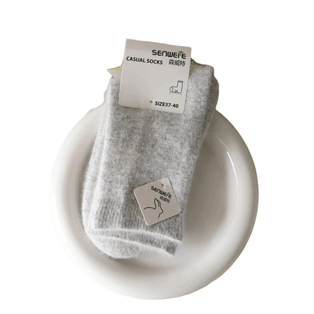 Soft Winter Wool Socks Thickened Mid-Calf Socks Fashion Sleeping Socks for Men Women