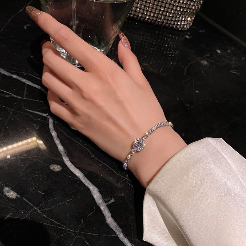 New 2023 Elegant Moissanite Diamond Bracelet for Women - Cold Style Niche Design