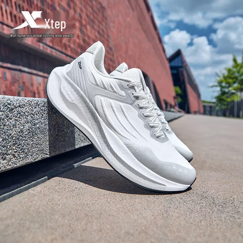 Xtep Chaussures de course et de sport Hou Dun