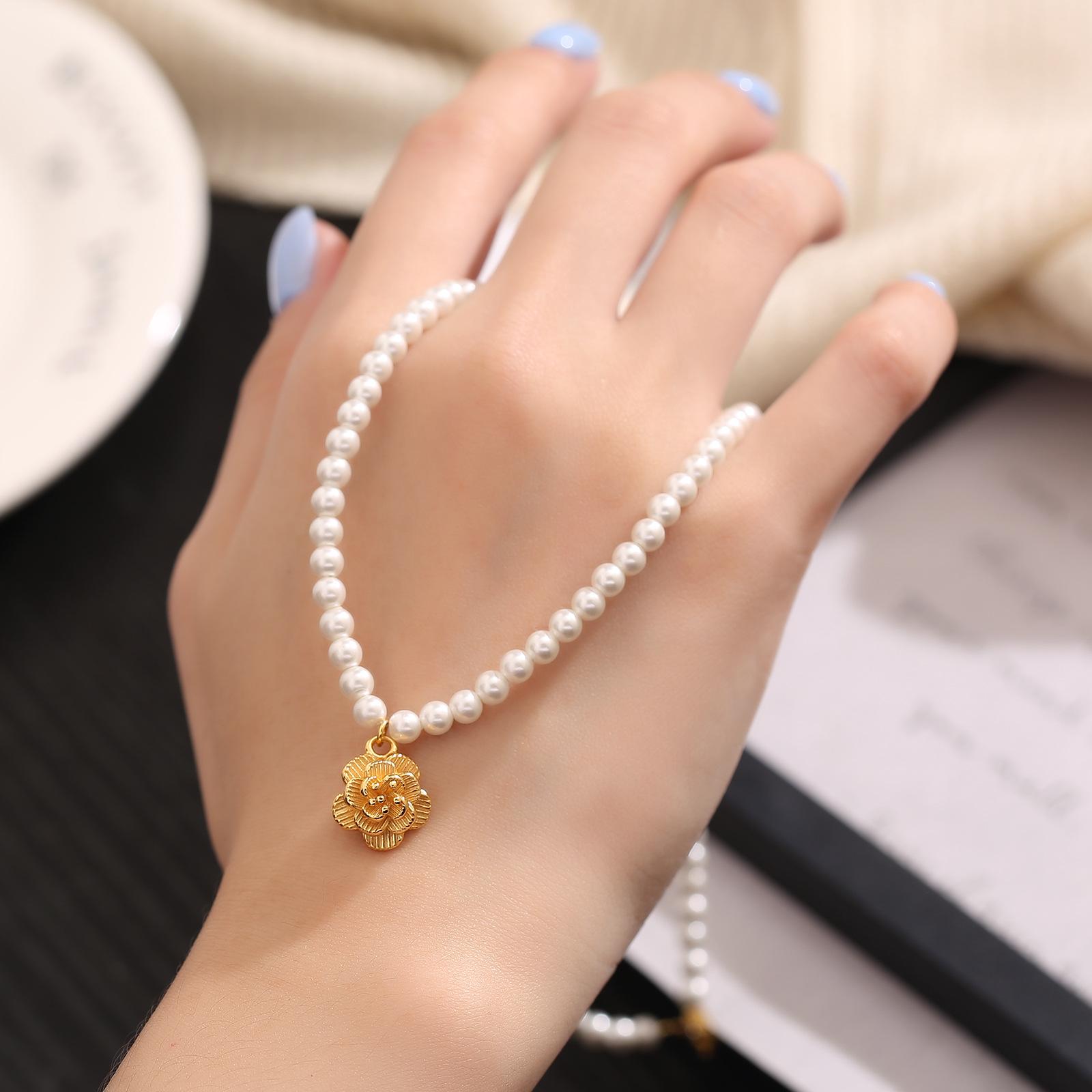 New Chinese Style Camellia Sweater Chain, Retro French Floral Necklace, Elegant Luxury Necklace, Niche Design 45CM