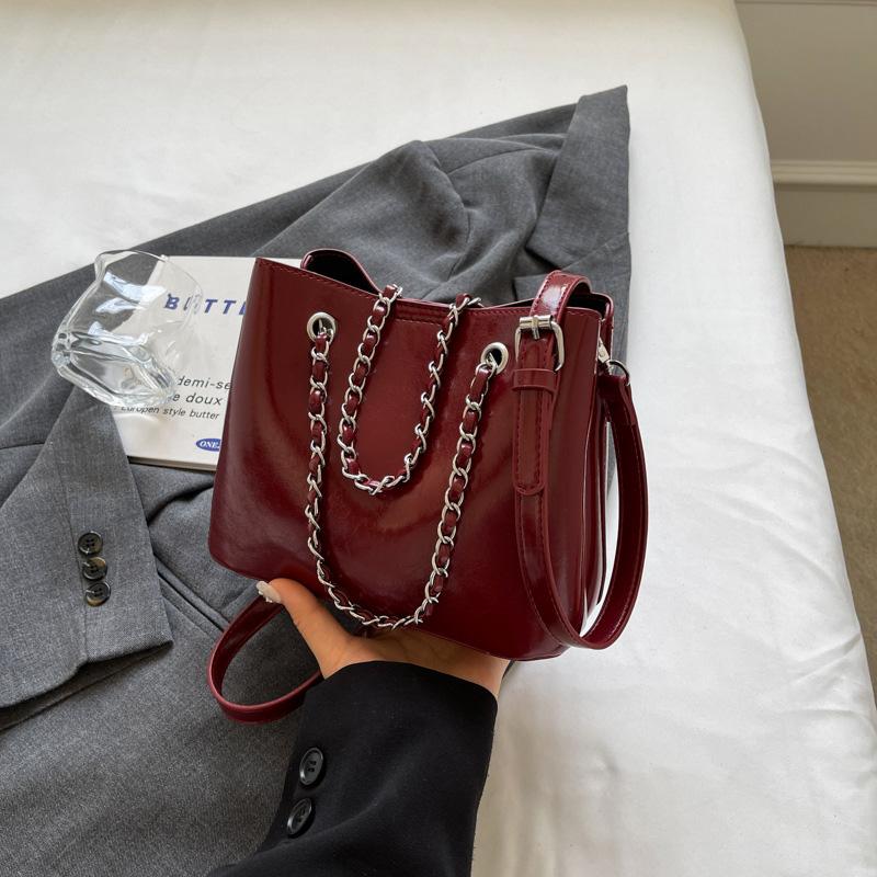 Square PU leather women's bags one shoulder crossbody bucket bag with large capacity detachable chain trendy new